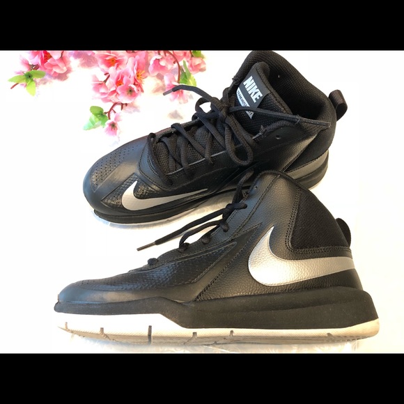 nike team hustle d7 high top